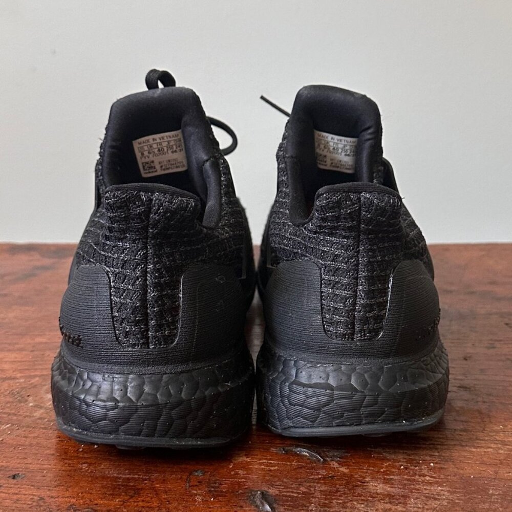 Adidas Ultraboost 4.0 DNA Primeblue Sneaker - Women's Size 8 - Black - Picture 5 of 10
